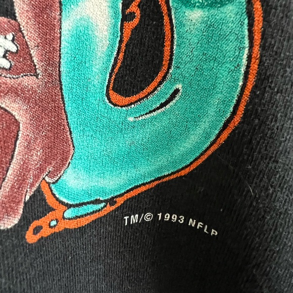 Vintage Black Tasmanian Devil Dolphins Graphic Sweater - Picture 4 of 8